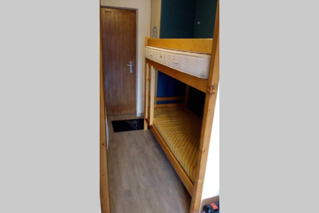 Au Pied Des Pistes B31, Chaleureux Studio 4 Pers, Vue Sur La Vallee Imprenable Avec Wifi, Draps Non Compris แซงต์-ฌ็อง-โดลป์ ภายนอก รูปภาพ